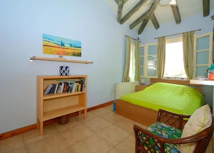 Aemilianus Nest Casa de Férias Loutra Kounoupelli